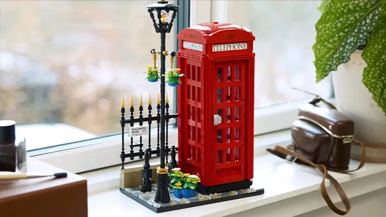 ロンドンの赤い公衆電話 21347