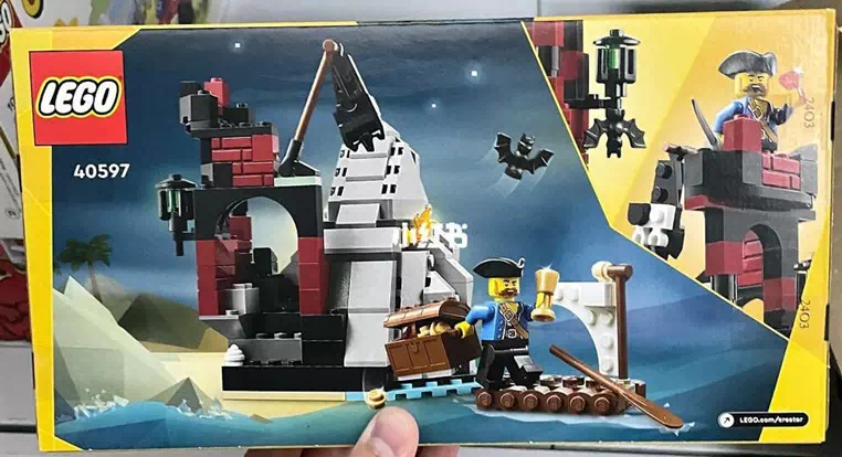 40597 Pirate Island LEGO(R) Pirates GWP Revealed | Expected to Begin Distribution on October 13, 2023