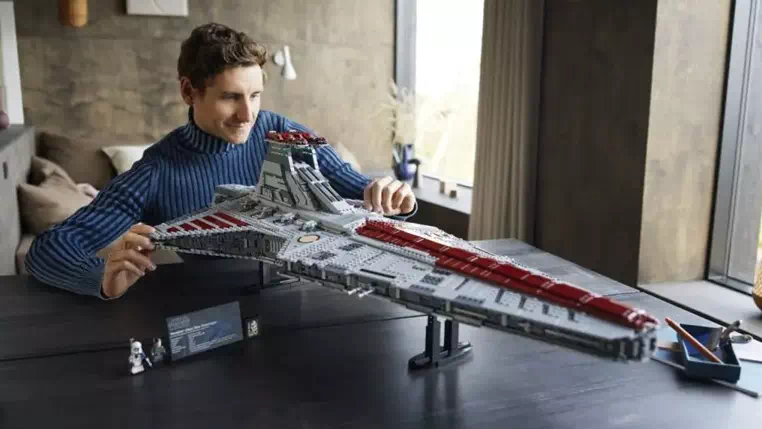 Venator-Class Republic Attack Cruiser LEGO(R)Star Wars New UCS Set Officially Announced