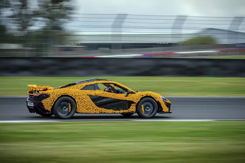 F1 Driver Lando Norris Takes on Silverstone Circuit in Life-Size LEGO® McLaren P1 Challenge