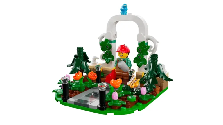 Limited Edition “Garden Gate (5009005)” LEGO(R) Ideas GWP Starts November 1st