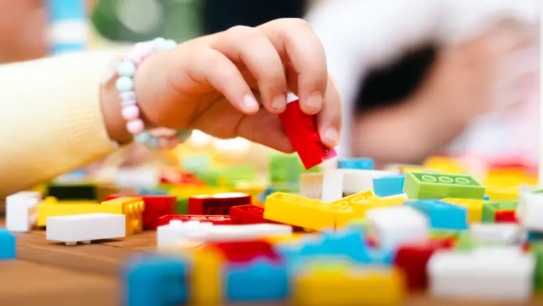 LEGO(R) Braille Bricks ‘Play with Braille’ in English and French Versions to be Released to the Public in September