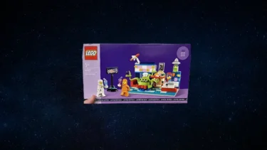 eBayに『レゴ(R)宇宙人のダイナー(40687)』公式発表前の宇宙がテーマの購入特典が出品される