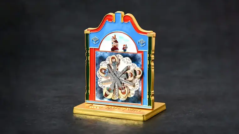 Must-Have for Fans: Get the 'Weasley Family Clock' in the LEGO® Harry Potter 'Hogwarts New Term' Collection!