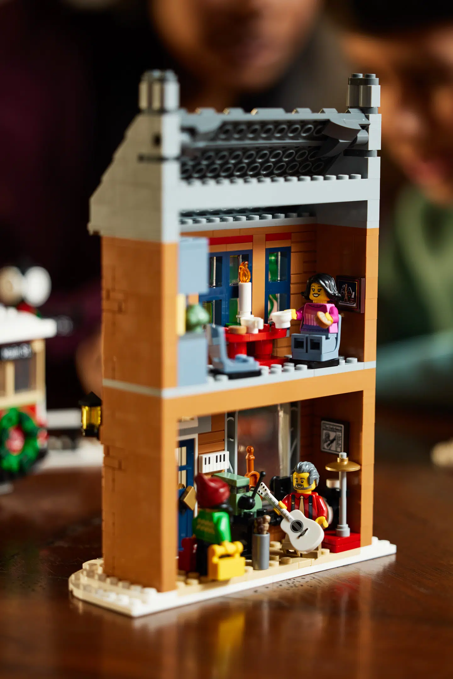 10308 クリスマスの街：レゴ®LEGO®ICONS/アイコンズ(旧クリエイター