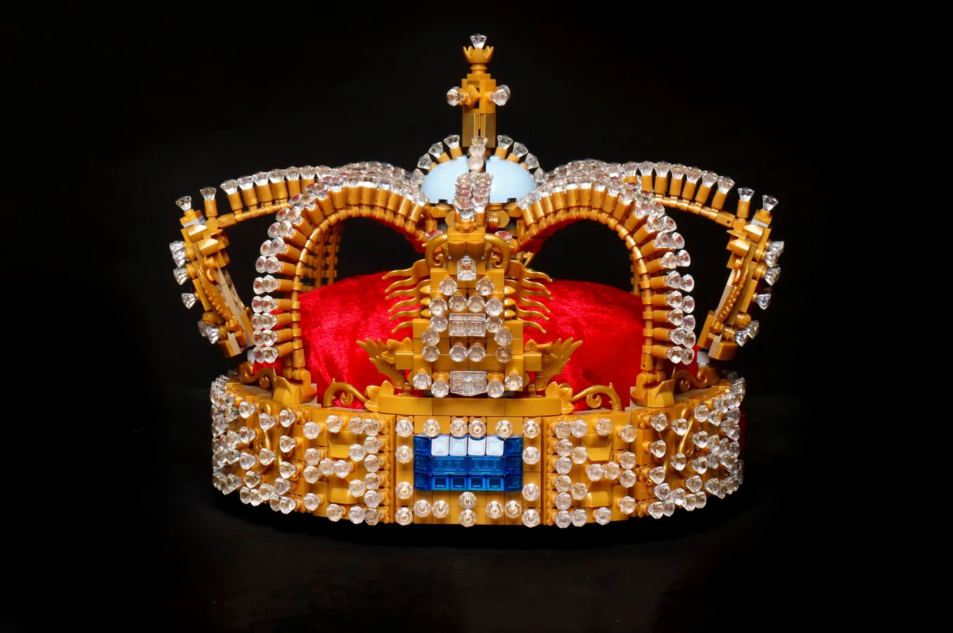 THE CROWN - A PIECE OF HISTORY | LEGO(R)IDEAS 10K Design for 2023 1st Review