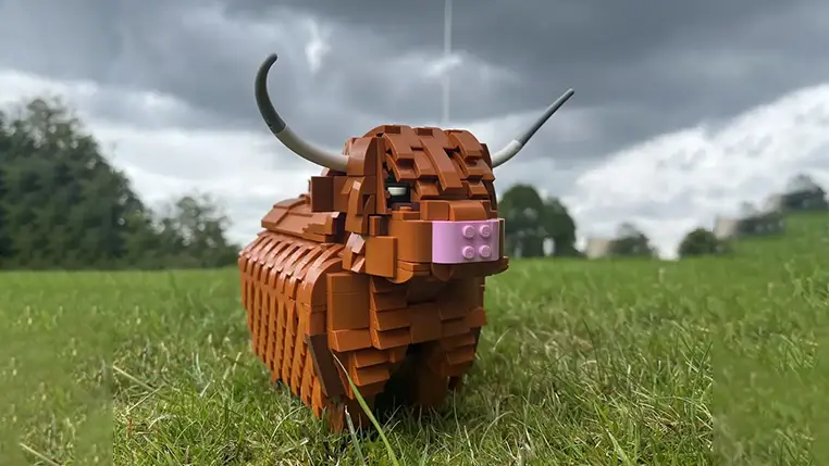 Irresistible Fluffiness: Highland Cattle Advances to LEGO® Ideas 2024 First Review (2024-2025 New Set Contender) | 10k-Support Design