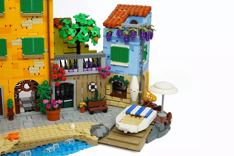 Italian Riviera advances to LEGO® Ideas Review (2025-2026 new product candidate) | Introduction of designs that gained 10,000 supporters in the 2nd round of 2024