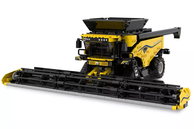 Sleek and Stylish 'New Holland CR Combine' Advances to LEGO® Ideas Review (2025-2026 Potential Release) | Spotlight on 2024 Round 2 Design with 10,000 Supporters