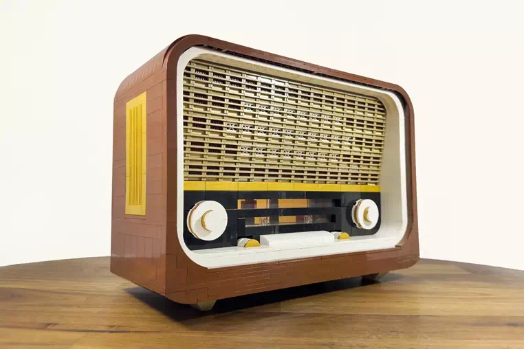 Explore the LEGO® Ideas Review: 'Vintage Radio' Hits 10K Supporters for 2025-2026 New Release Consideration | 2024 Second Round Designs Unveiled