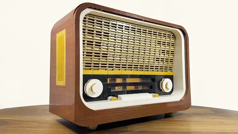 Explore the LEGO® Ideas Review: ‘Vintage Radio’ Hits 10K Supporters for 2025-2026 New Release Consideration | 2024 Second Round Designs Unveiled