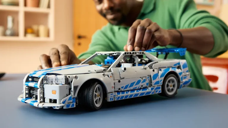 レゴ(R)テクニック史上初のドリフト機能付き「ワイルド・スピードX2 日産スカイラインGT-R (R34)(42210)」2025年6月1日発売