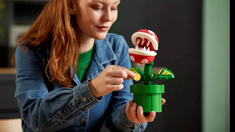 71426 Piranha Plant LEGO(R)Super Mario New Set Officially Announced | Available from November 6, 2023